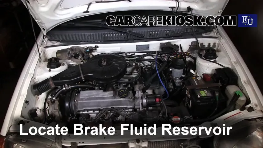 2002 Suzuki Swift GLS 1.0L 3 Cyl. Brake Fluid